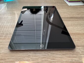 Apple iPad 10.2 (8. generace) 32GB WiFi Space Grey - 6