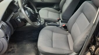 VW Passat combi 1.6i, r. 2004, Climatronic, ALU R16, tažné - 6