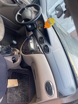 Prodám Ford focus 1.8 benzín - 6