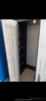 Rohová šatní skříň do dětského pokoje - 6