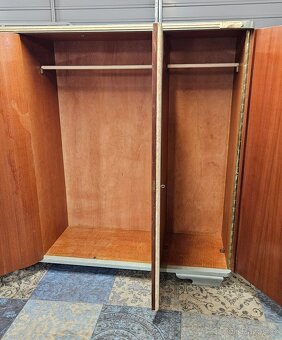 Šatní skříň masiv - 6