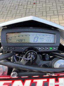 Kawasaki KLX 250 - 6
