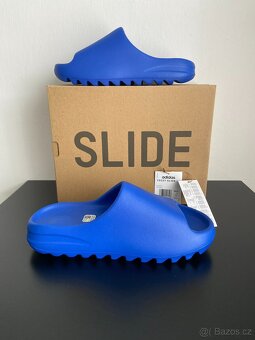 YEEZY SLIDE AZURE - 6