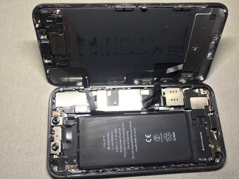 iPhone 11 N/D - 6