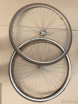 Kolo Favorit a ND - 6