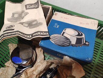 Tatra 603, Škoda 110LS, 110R - nové houkačky PAL - 6