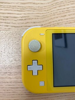 Nintendo Switch Lite Yellow - 6