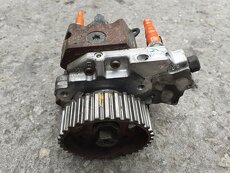 Prodám naftové čerpadlo Bosch pro 1,6HDI - 6