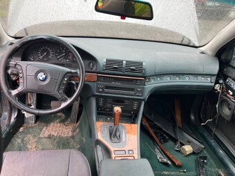 E39 523ia - 6