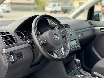 Volkswagen Touran 2.0 TDI CUP DSG - 6