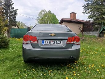 Chevrolet Cruze 2.0 - 6