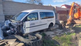 VW Caddy dlouhá a krátká verze na náhradní díly - 6