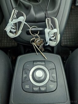 Renault Grand Scénic III s motorem 1.5 dCi 81 kW rok 2010 - 6