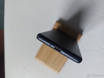 Sony Xperia XZ2 Compact - 6