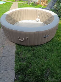 Prodám vířivku - 6