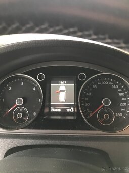 Volkswagen Passat B7 variant 2.0tdi - 6