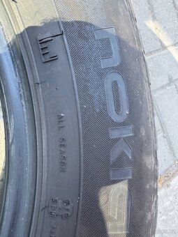 235 55 17 celoroční pneu molitan - 6
