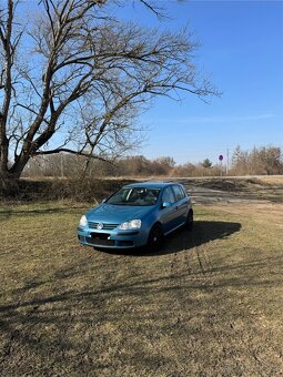 Volkswagen Golf V - 6