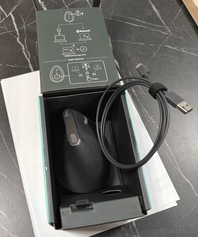 Logitech MX Vertical - 6