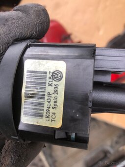 VW PASSAT B6 KAPOTA ZADNÍ SVĚTLA KOMBI - 6