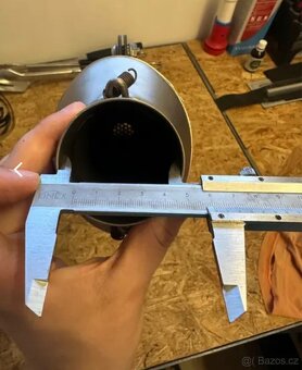 Výfuk Akrapovic - 6