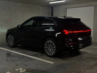 AUDI E-TRON 55 QUATTRO 300kw DPH ZÁRUKA - 6