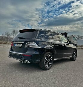 Mercedes benz ML 500 4matic W166 rv 2015 vzduch - 6