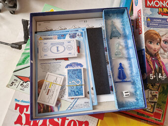 Deskové hry puzzle Monopoly Frozen Super Farmář Nocto robot - 6