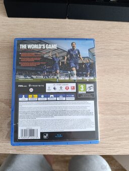 Prodám použitý,plně funkčníPlayStation 4 (500GB) + fifa23 - 6