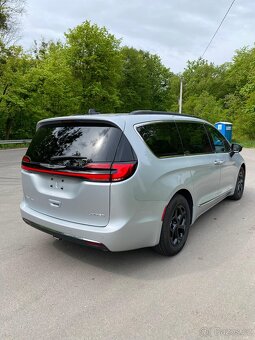 Chrysler Pacifica Limited 3.6 V6 r.v.2023 - 6