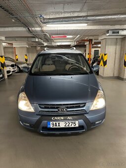 KIA CARNIVAL 7 místní - 6