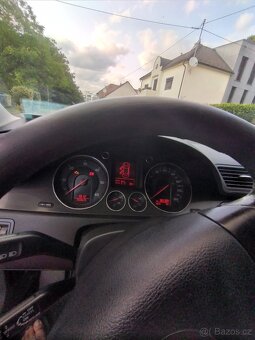 Volkswagen Passat - 6