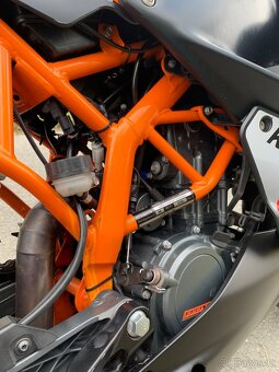 KTM RC 125 - 6