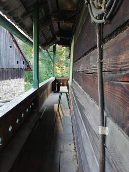 Stavební pozemek, součástí je stavba - 6