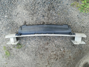 Nárazník přední,blatníky na Citroen C4 LC stříbrná KCH - 6