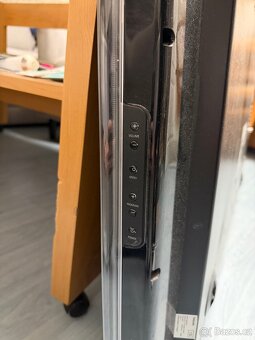 Philips 42” Full HD TV - 6