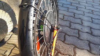 Elektrokoloběžka se silným motorem - 6