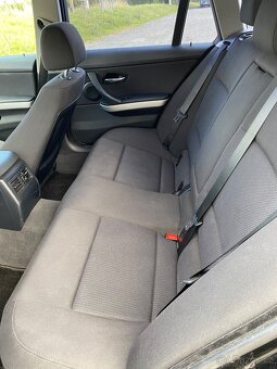Prodám BMW 318d r.v.2009 105kW - 6