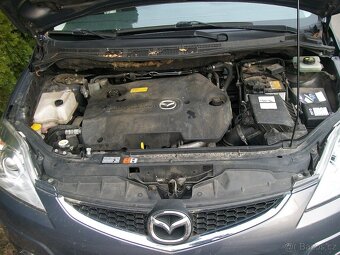 Mazda 5 - díly - 6