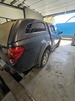 Mitsubishi L200 - 6