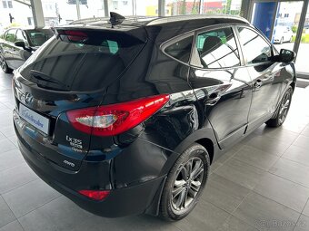 Hyundai ix35 2.0 CRDI,SERVISKA,4x4,ČR,KŮŽE,119.000KM - 6