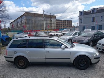 VOLKSWAGEN Passat Variant 1,9TDI 4Motion Highline - 6