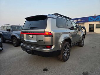 Lexus GX550, 3,5l twin turbo, US specifikace - 6