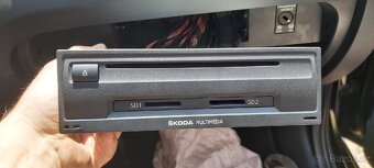Autoradia Navi Bluetooth. - 6