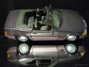 Mercedes Benz 500 SL fialový Maisto 1/18 - 6