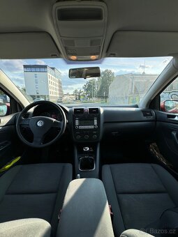 VW Golf V - 6