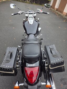 Suzuki M 800 Intruder - 6