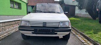 Peugeot 205 - 6