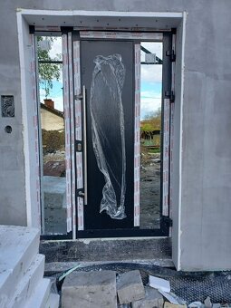 Prodám nové hliníkové dveře .Belgický profil. Aliplast - 6