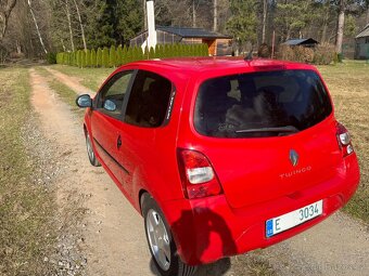 Twingo R.V 2010 PLNÝ SERVIS.Klimatizace.NEHAVAROVANÉ 2xklíč - 6